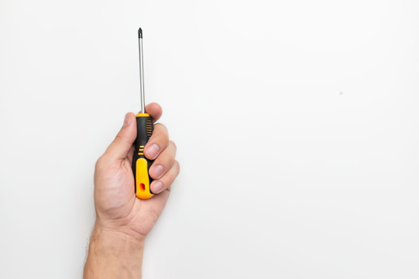 How to Clean Screwdrivers Without Damaging the Tip or Handle