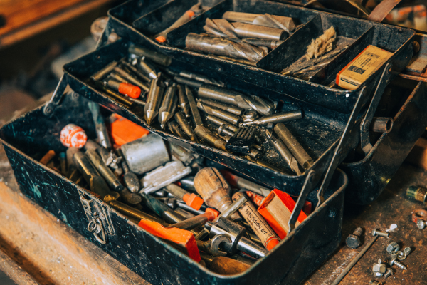 How to Clean a Toolbox After Oil, Dust, and Metal Shavings Build Up