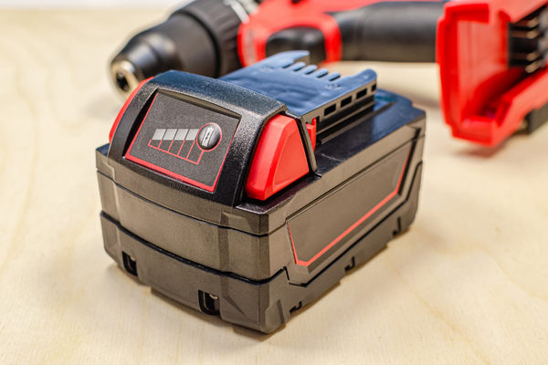 How to Care for Power Tool Batteries During Long-Term Storage