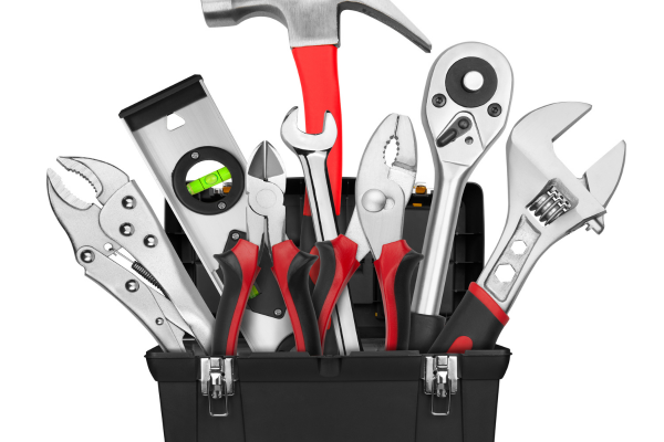 How to Clean Hand Tools After Heavy Use Without Damaging the Finish