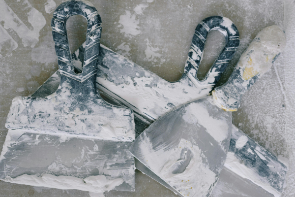 How to Clean Tools After Working With Concrete and Mortar